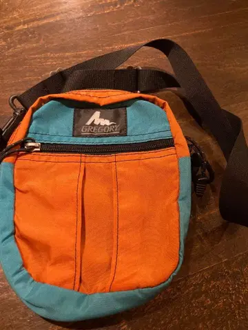 GREGORY 그레고리 퀵 포켓 M 숄더백 오렌지/블루
