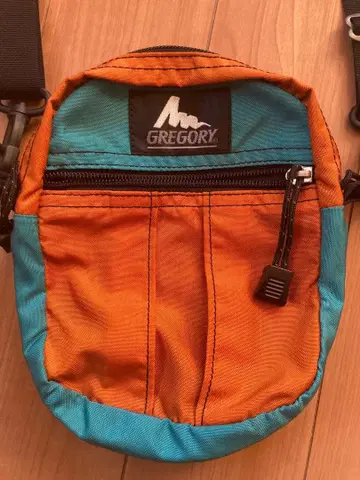 GREGORY 그레고리 퀵 포켓 M 숄더백 구 로고