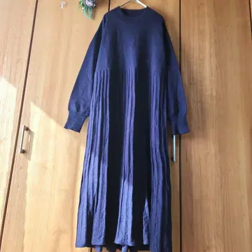 [케유카] 하이넥 긴팔 니트 롱 원피스 네이비 고급