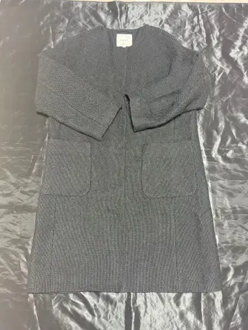 golden bare 블랙 롱 코트