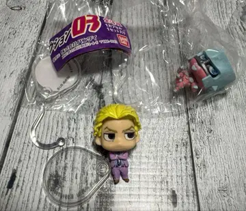 죠죠 캡슐 피규어 컬렉션 크레이지 다이아몬드 요시카게 키라