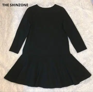 더 신존 블랙 플레어 스커트 원피스 신존