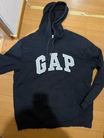 GAP 블랙 후드 부착 후드티