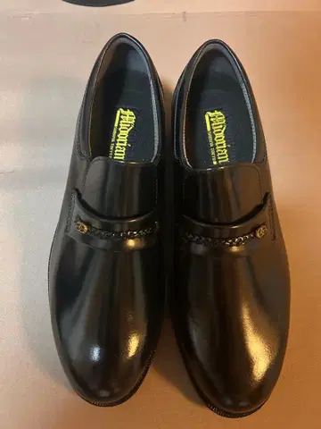 블랙 가죽 로퍼