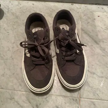 VANS 다크 브라운 스니커즈
