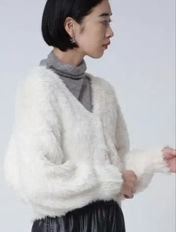 GALLEST 크롭 페더 가디건 화이트 M 사이즈