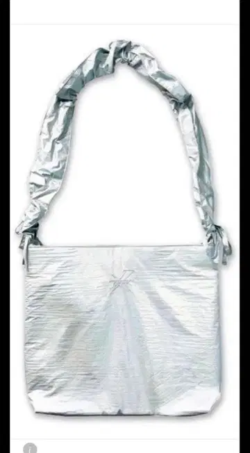 ini xquare 숄더백 실버