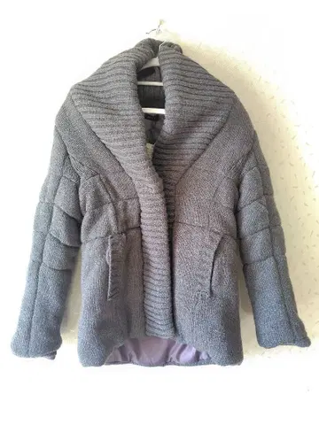 미사용 agri mony 그레이 니트 자켓 버튼 포함