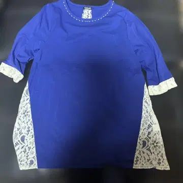 BLACK LABEL 블루 레이스 절개 티셔츠 파랑 레이스