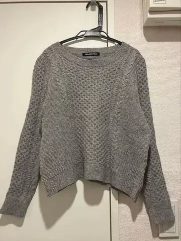 [ 미사용 ] 스트로베리 필드 울 그레이 니트