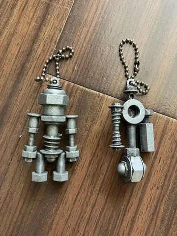 요네즈 켄시 가라쿠타 군, 로봇 키링 (2개 세트)