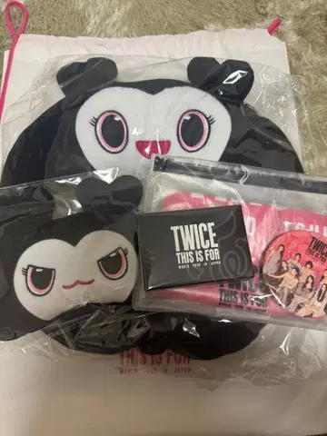 TWICE [ THIS IS FOR ] WORLD TOUR 업그레이드