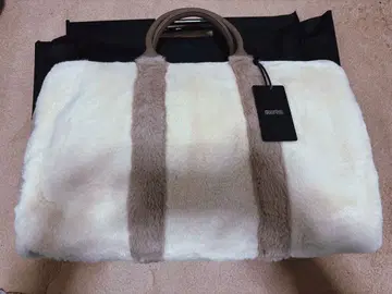 택 포함 미사용 muta 퍼 보스턴