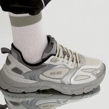 23.65 PIPER 스포티 레이스업 스니커즈 한국 브랜드