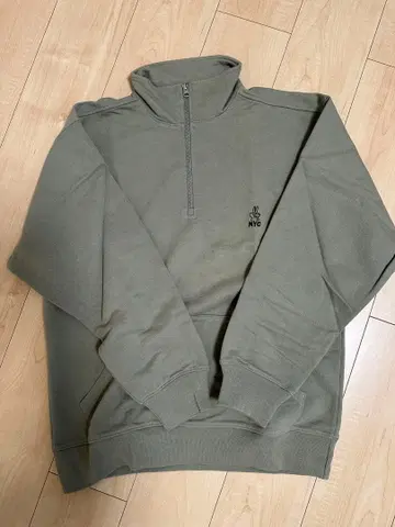 OnlyNY 하프 지퍼 맨투맨