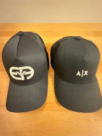 새상품급 ARMANI 캡 2세트
