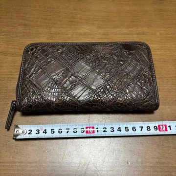 크로코 패치 지갑 다크 브라운