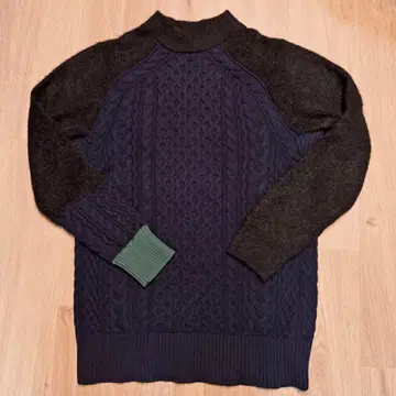 [레어] sacai 케이블 모헤어 라이크 절개 니트 스웨터