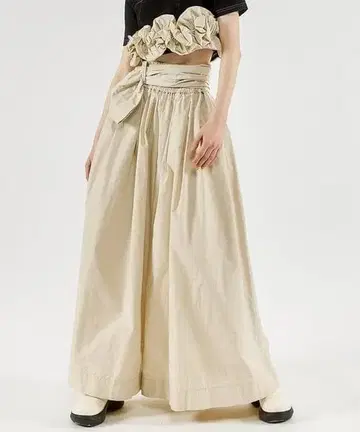 MAISON SPECIA 허리 개더 볼륨 팬츠