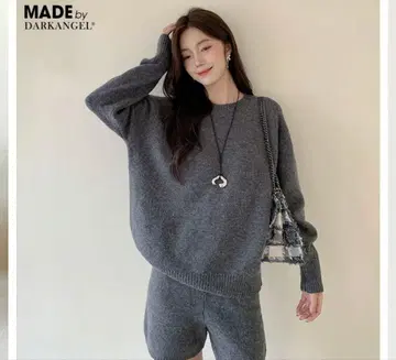 다크 엔젤 니트 셋업 여성용 스웨터 & 숏팬츠 2점