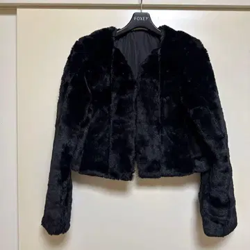 미사용 새상품! 블랙 인조 모피 숏 자켓