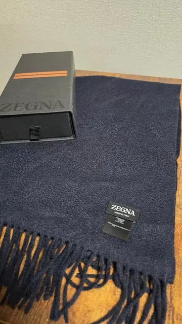 초특가 미사용 새상품 ZEGNA 캐시미어 100% 블랙 머플러 박스 포함