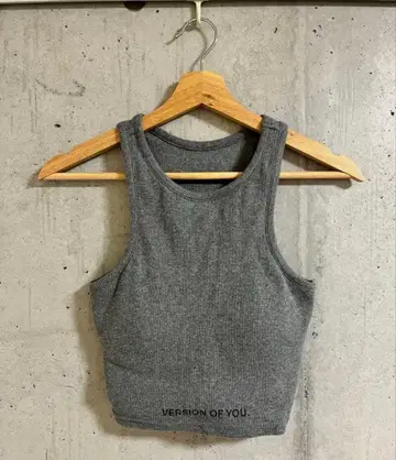 VERSION OF YOU 그레이 탱크탑