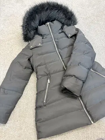 ZARA 다운 자켓 SIZE:L 블랙