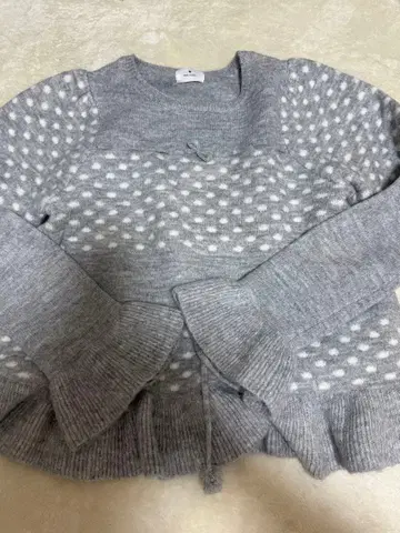 merry jenny 프릴 페플럼 니트탑