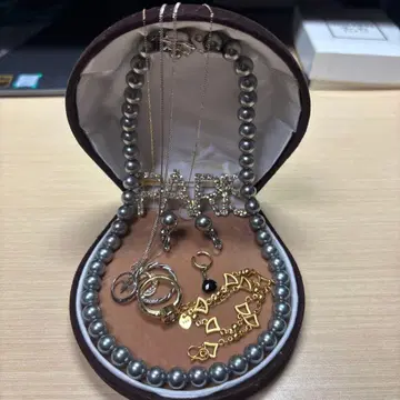 유품 정리 액세서리 모음 목걸이 반지 등