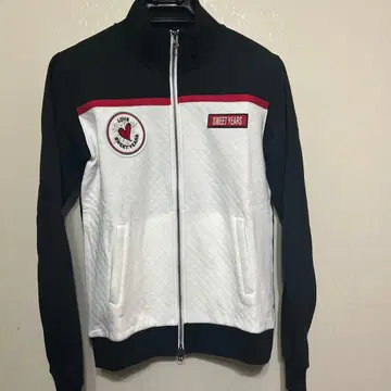 SWEET YEARS 자켓 하트 자수