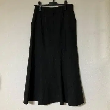 스트라이프 패턴 플레어 롱 스커트 블랙 핀스트라이프 덧댄 리메이크