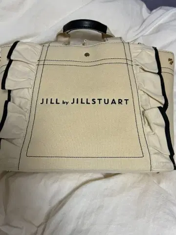 JILL by JILLSTUART 프릴 디자인 핸드백
