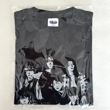 Travis Japan World Tour 2025 티셔츠