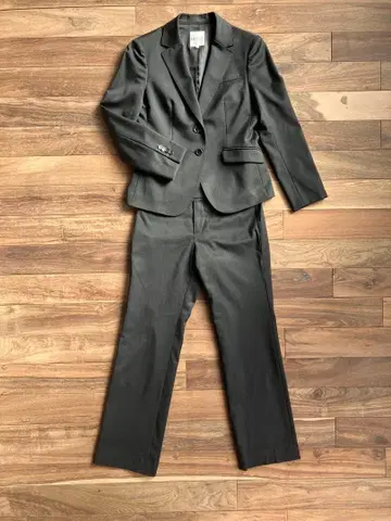 새상품급 작은 체구 분들을 위한 쿠미쿄쿠 수트 셋업 상하의 세트