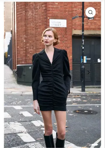 THETOE Wapping Onepiece