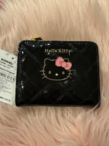 미사용 Hello Kitty 접이식 지갑 블랙 에나멜