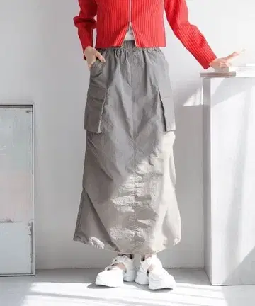 LOWRYS FARM 드로스트 스커트