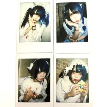 0.1g의 오산 미도리카와 유우 폴라로이드 세트