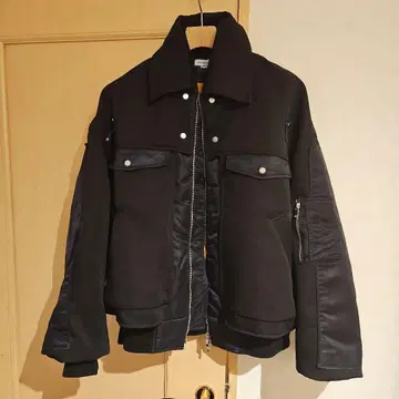 MAISON SPECIAL 블랙 MA-1 자켓