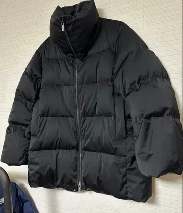 다운 볼륨 자켓 UNIQLO +J 블랙 다운 자켓