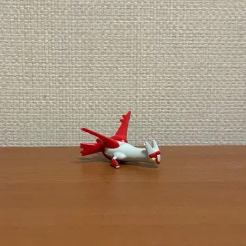 라티아스 몽코레 미니 피규어