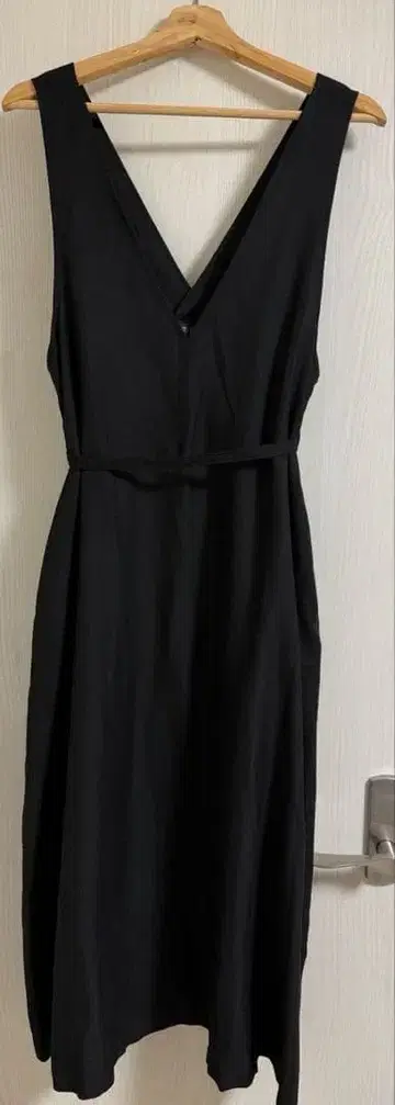 나노 유니버스 오버롤 스커트 블랙 V넥 여성용 원피스