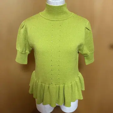 tiit 티토 도쿄 라임 그린 하이넥 니트 반팔