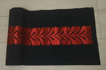 오비 블랙/빨간색 자수