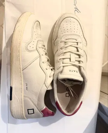 D.A.T.E. 데이트 스니커즈