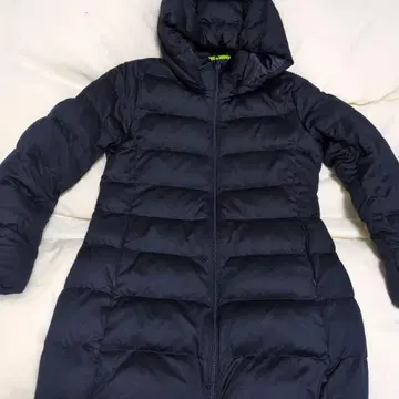 유니클로 다운 네이비 후드 부착 다운 코트 L 사이즈