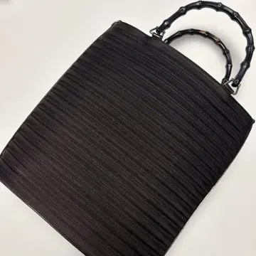 블랙 핸드백 합성섬유