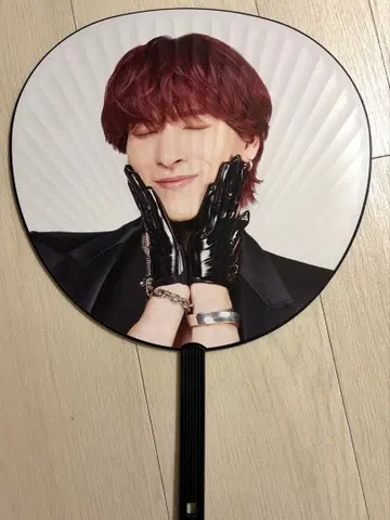 JO1 킨죠 스카이 부채 LAPOSTA 2025