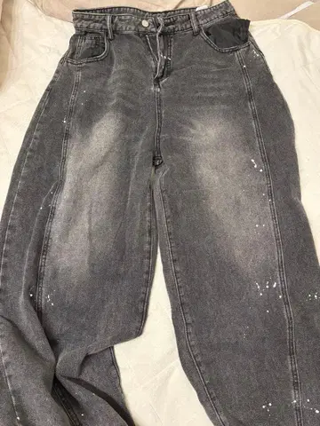 그레이 와이드 레그 데님 팬츠 페인트 가공